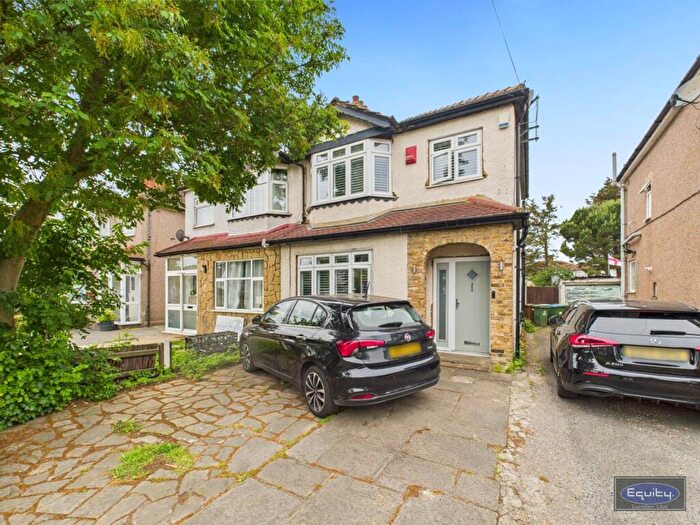 3 Bedroom House To Rent In Wellington Avenue, Sidcup, Kent, DA15