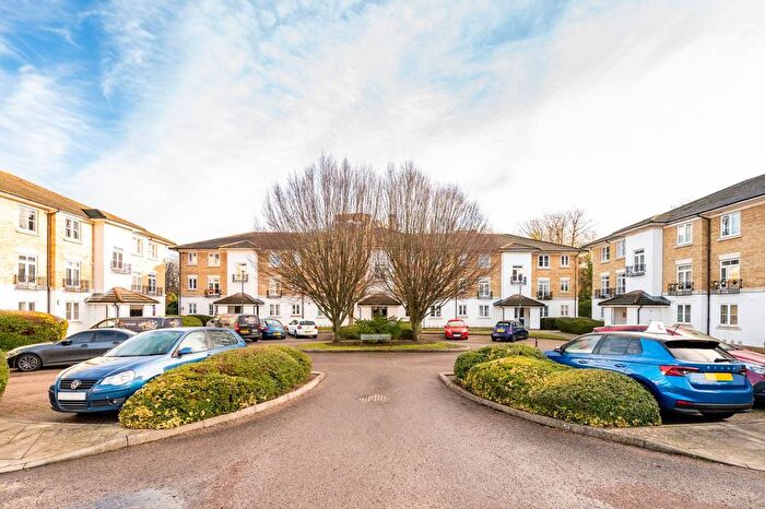 1 Bedroom Flat To Rent In Kingswood Drive, Sutton, SM2