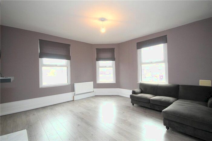 2 Bedroom End Of Terrace House To Rent In Brigstock Road, Thornton Heath, CR7
