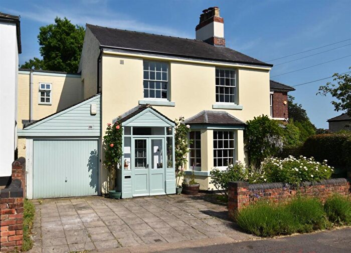 4 Bedroom Detached House For Sale In Oak Cottage, The Common, Quarndon, Derby, DE22