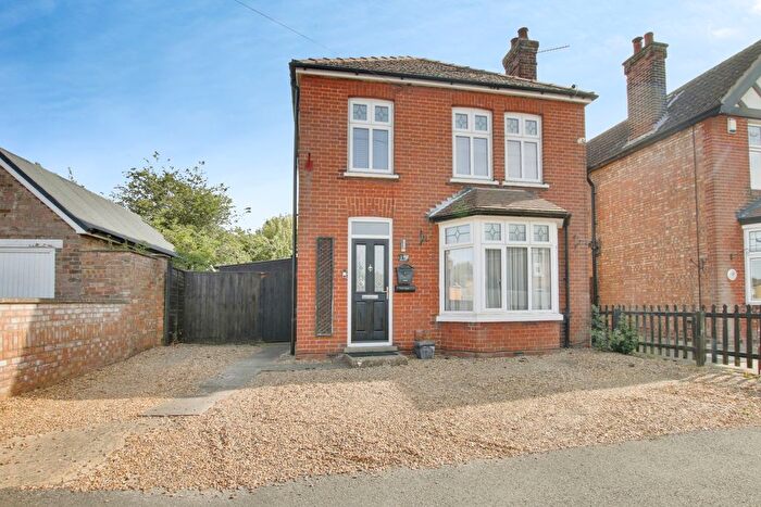 3 Bedroom Detached House For Sale In Maple Grove, March, PE15
