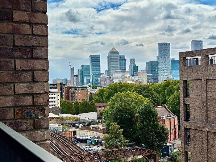 2 Bedroom Flat To Rent In ., Limehouse, E1