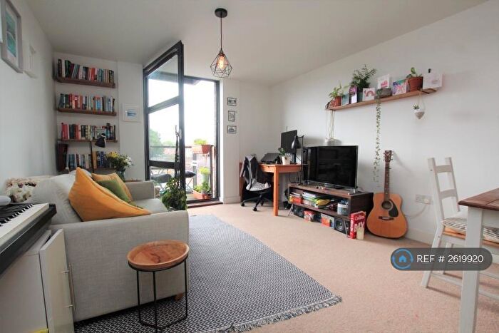 1 Bedroom Flat To Rent In Steamship House, Bristol, BS1