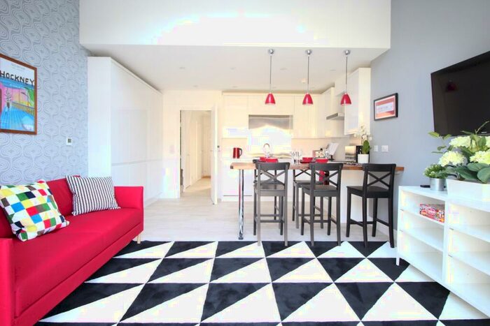 1 Bedroom Terraced House To Rent In Chertsey Close, Luton, Bedfordshire, LU2