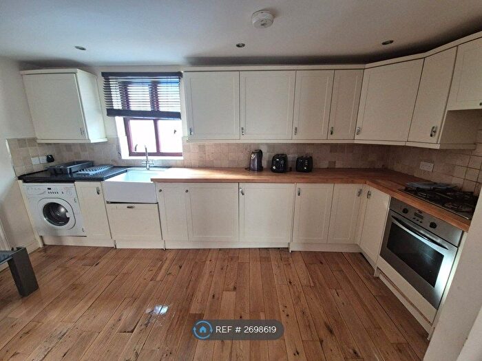 3 Bedroom Terraced House To Rent In Markden Mews, Liverpool, L8