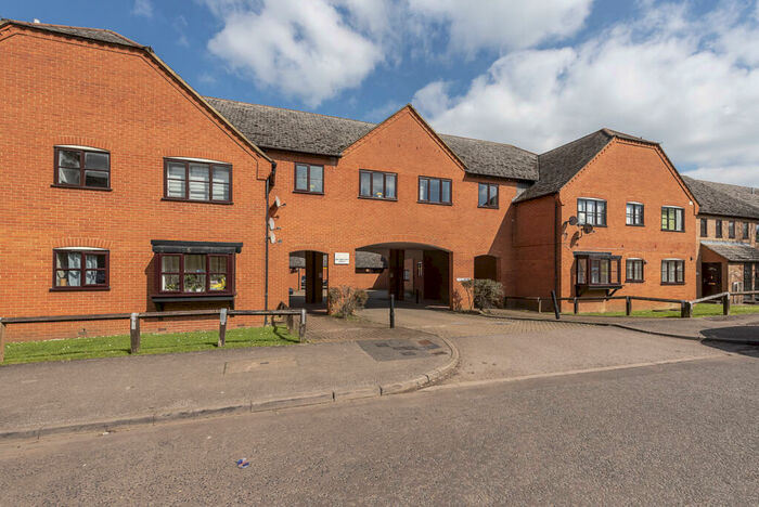 1 Bedroom Apartment To Rent In Flax Mews, Markyate, St Albans, Herts, AL3