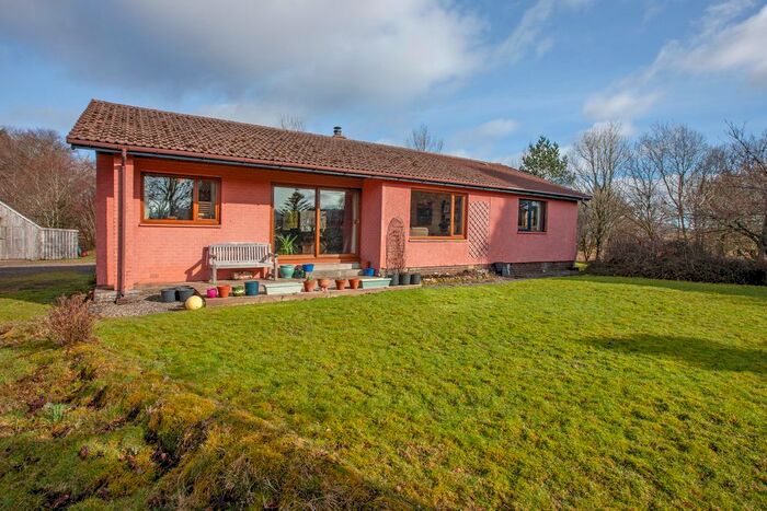 4 Bedroom Detached Bungalow For Sale In Balindore, Taynuilt, PA35