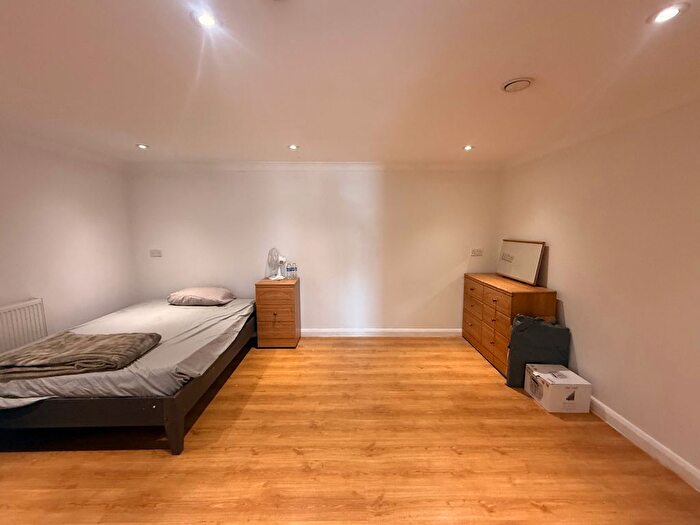 1 Bedroom Terraced House To Rent In Fermor Crescent, Luton, LU2