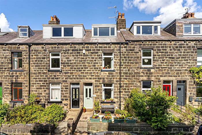 3 Bedroom Terraced House For Sale In Hamilton Terrace, Otley, LS21