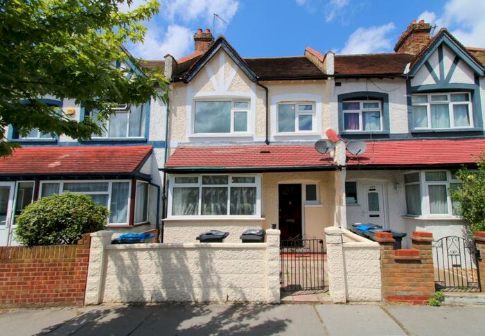 3 Bedroom Terraced House To Rent In Morland Road, Croydon, CR0