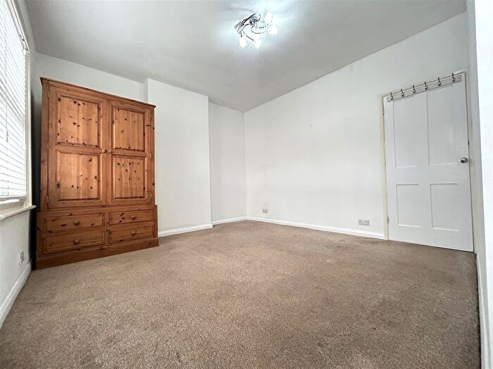 2 Bedroom End Of Terrace House To Rent In Key Road, Clacton-On-Sea, CO15