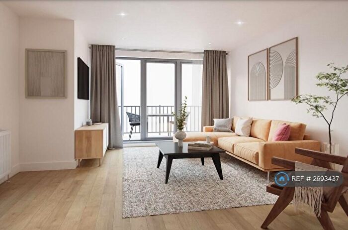 2 Bedroom Flat To Rent In Greville Smyth Apartments, Bristol, BS3