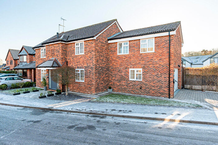 5 Bedroom Detached House For Sale In Furlong Way, Great Amwell, Herts, SG12