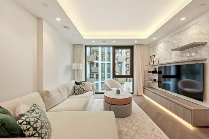 2 Bedroom Flat To Rent In St. Johns Wood Road, St John's Wood, NW8