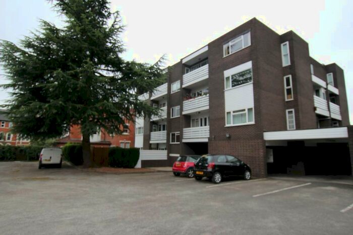 2 Bedroom Apartment To Rent In The Residency, Lucknow Road, Mapperley Park, Nottingham, NG3