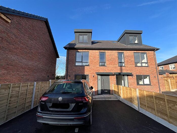 3 Bedroom Property To Rent In Saville Street, Macclesfield, SK11