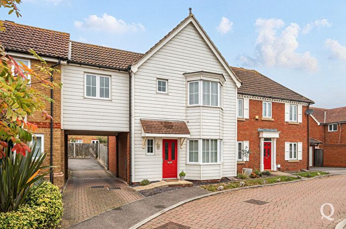 4 Bedroom Detached House For Sale In Sandpiper Lane, Iwade, Sittingbourne, Kent, ME9