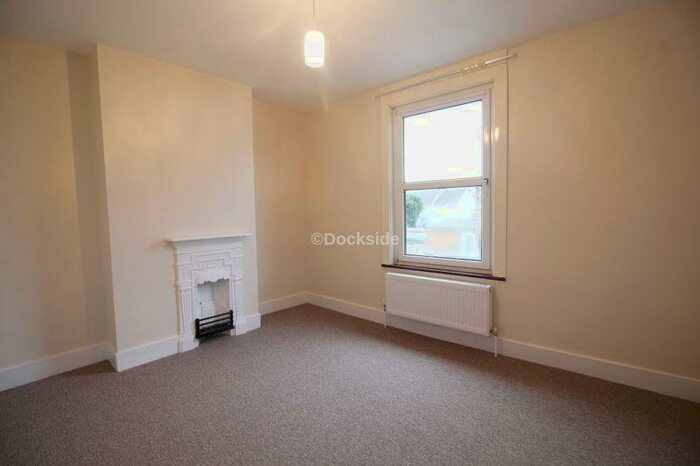 3 Bedroom House To Rent In Palmerston Road, Chatham, ME4