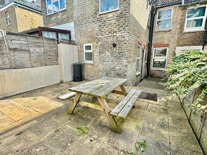 1 Bedroom Apartment For Sale In Marshall Street, Folkestone, Kent, CT19
