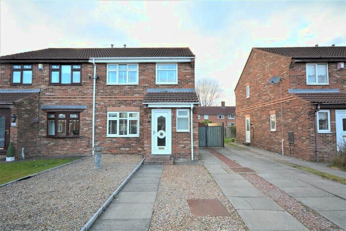 3 Bedroom Semi-Detached House To Rent In Sheraton Close, Newton Aycliffe, Durham, DL5