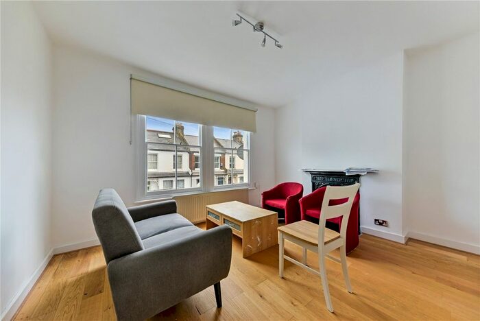 2 Bedroom Flat To Rent In Fingal Street, London, SE10