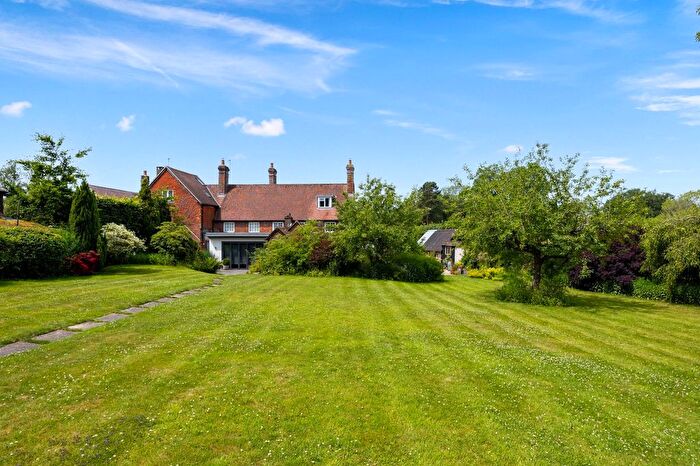 6 Bedroom Semi-Detached House For Sale In Stane Street, Ockley, RH5