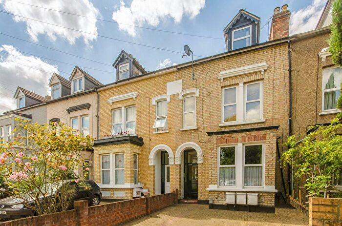 2 Bedroom Flat To Rent In Bulwer Road, Leytonstone, Upper Leytonstone, London, E11