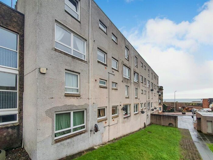 2 Bedroom Maisonette To Rent In High Street, Kinghorn, Burntisland, KY3
