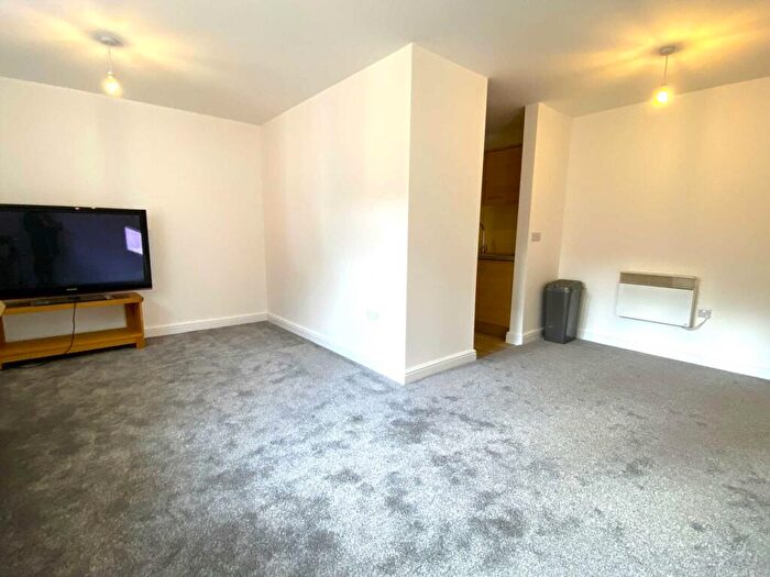 2 Bedroom Apartment To Rent In Back Lane, Canterbury, CT1