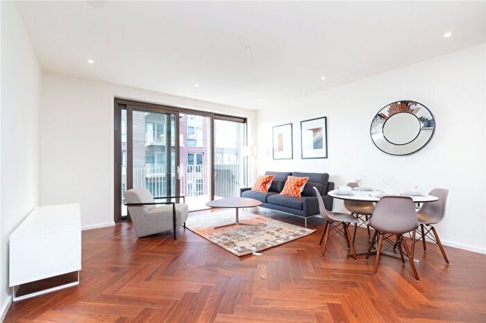 2 Bedroom Flat To Rent In Capital Building, Embassy Gardens, London, SW11