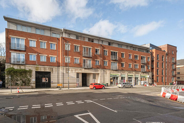 2 Bedroom Apartment For Sale In Redcliff Street, Bristol, BS1