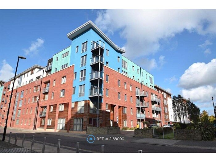 2 Bedroom Flat To Rent In Sweetman Place, Bristol, BS2