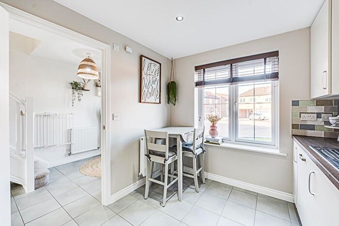 3 Bedroom End Of Terrace House For Sale In Hobby Drive, Priors Hall Park, Weldon, NN17