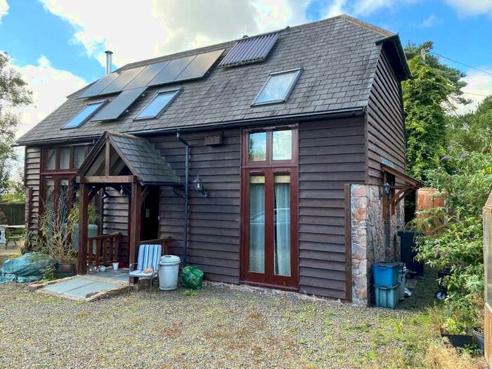 3 Bedroom Detached House For Sale In Beaworthy, Devon, EX21