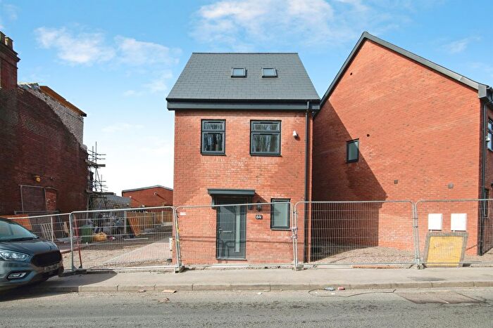 3 Bedroom Detached House For Sale In Shaw Road, Dudley, DY2