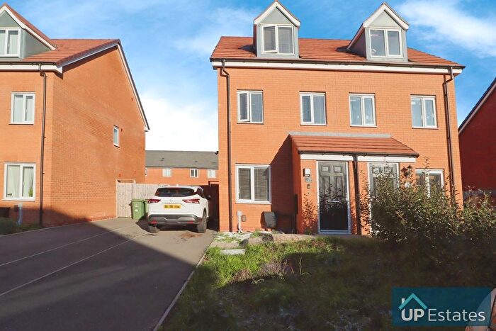 3 Bedroom Semi Detached House To Rent In Paragon Way, Coventry, CV6