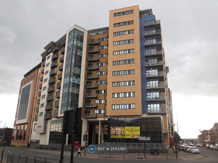 2 Bedroom Flat To Rent In The Bar, Newcastle Upon Tyne, NE1