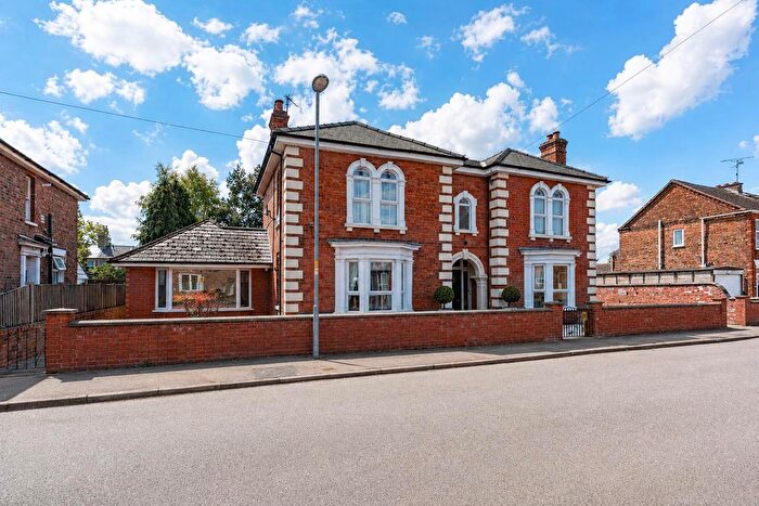 5 Bedroom Detached House For Sale In Cross Street, Spalding, PE11