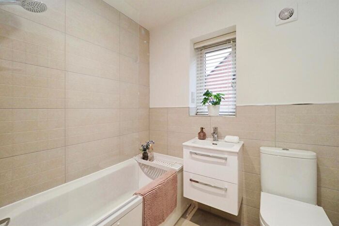 5 Bedroom Detached House For Sale In Commerce Street, Melbourne, Derby, DE73