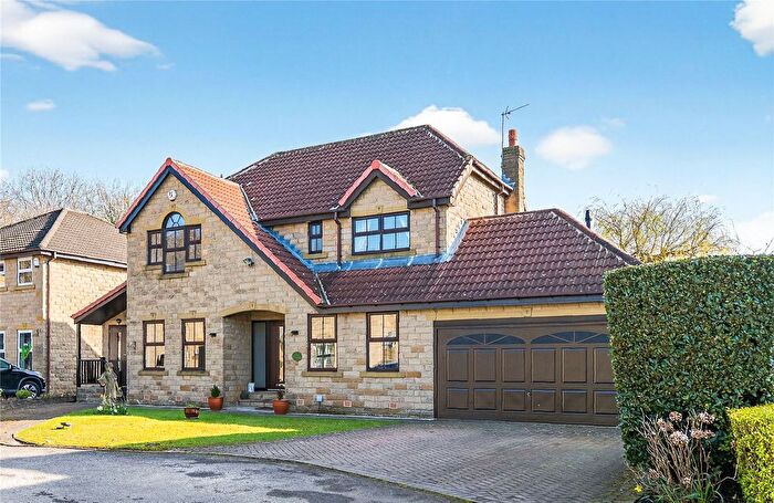 5 Bedroom Detached House For Sale In Wigton Chase, Leeds, West Yorkshire, LS17