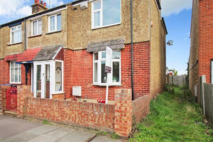 3 Bedroom End Of Terrace House For Sale In Cross Street, Herne Bay, CT6