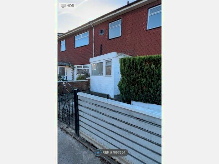 3 Bedroom Terraced House To Rent In Brierley, New Addington, Croydon, CR0