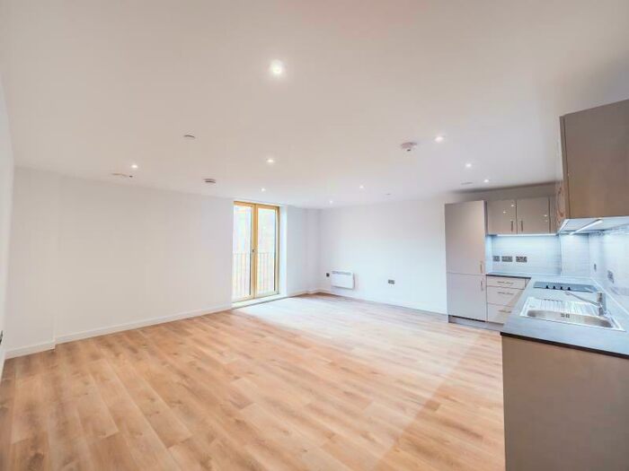 1 Bedroom Apartment To Rent In Flat :: The Quarters, M1