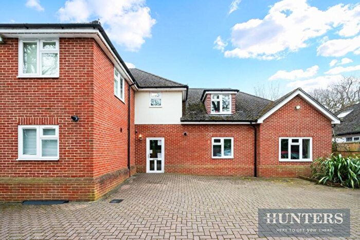 1 Bedroom Flat For Sale In London Road, Cheam, Sutton, SM3