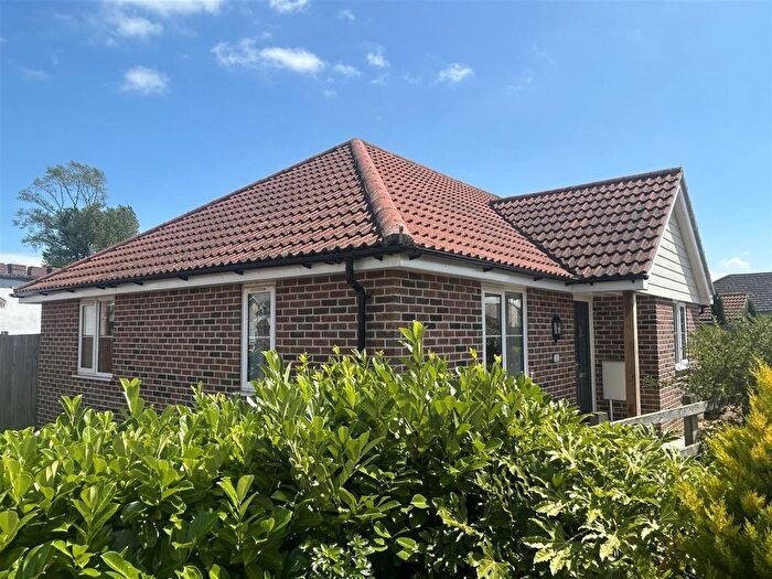 3 Bedroom Detached Bungalow To Rent In Whitegates Court, Little Clacton, CO16