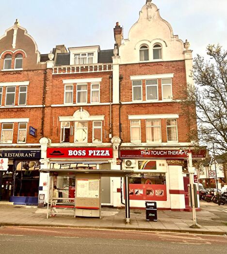 Studio To Rent In Uxbridge Road, Acton, W3