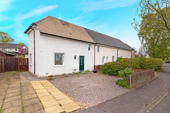 3 Bedroom End Of Terrace House For Sale In Parkside Street, KY11