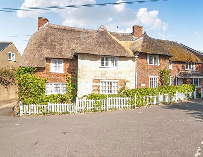 6 Bedroom House For Sale In Haywards Lane, Child Okeford, Blandford Forum, DT11