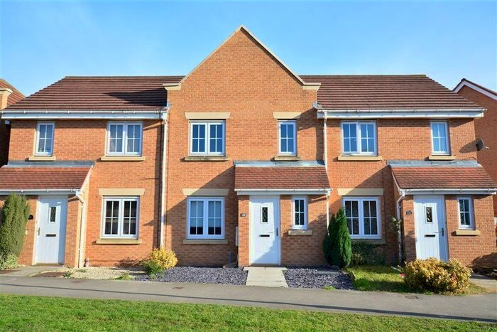 3 Bedroom Town House To Rent In Harris Road, Armthorpe, DN3