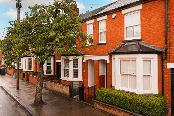 2 Bedroom Terraced House For Sale In York Street, Bedford, MK40